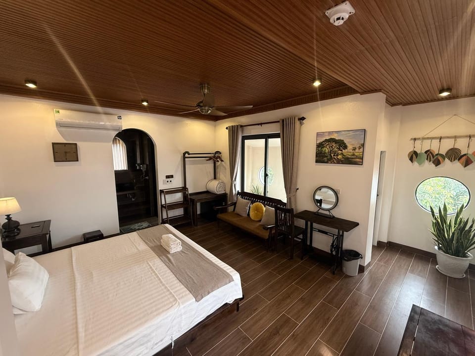 Bed, Photo of the whole room