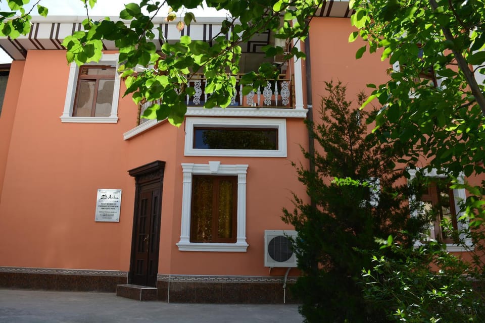 Property building, Day