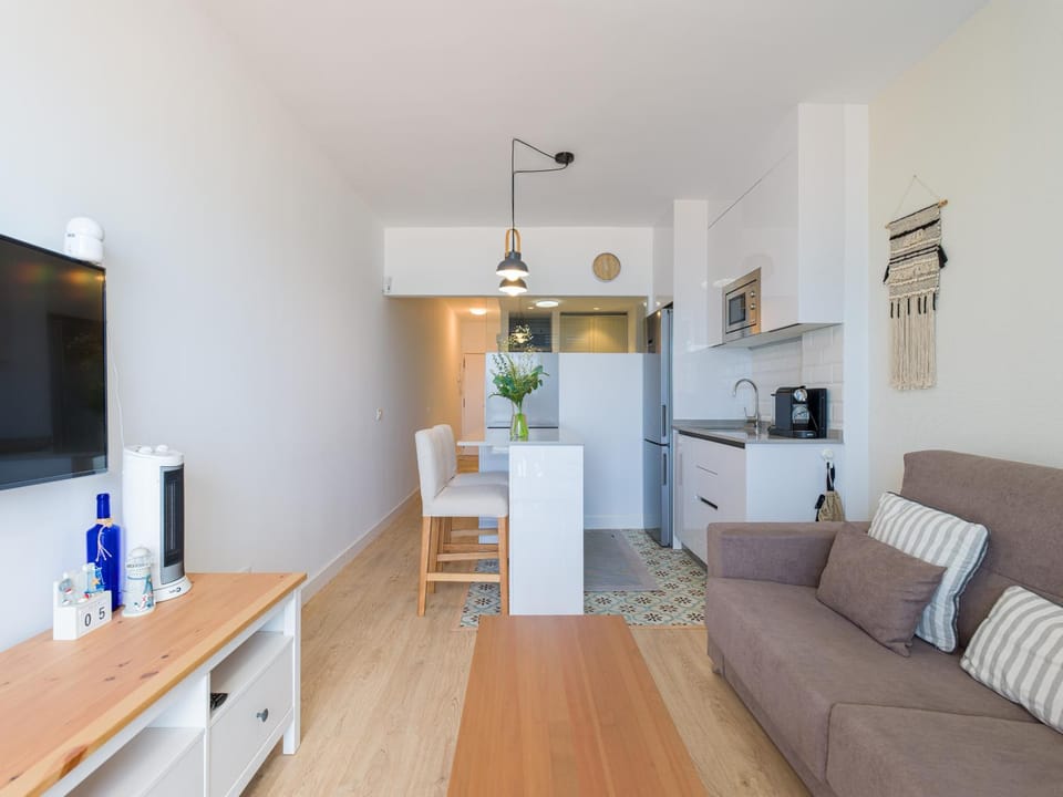 TV and multimedia, Kitchen or kitchenette, Living room, Dining area, minibar
