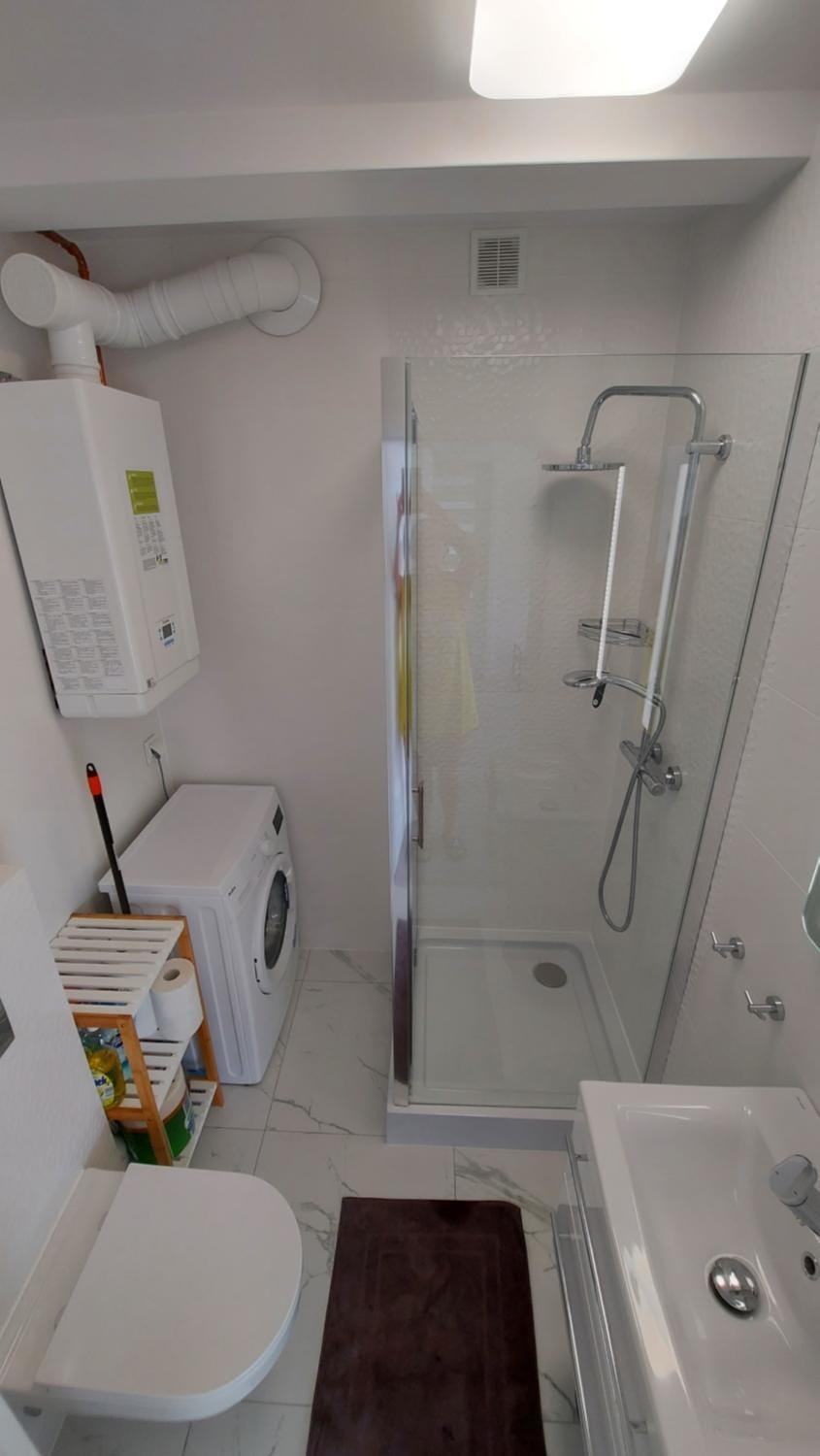 Shower, Bathroom, heating, washing machine