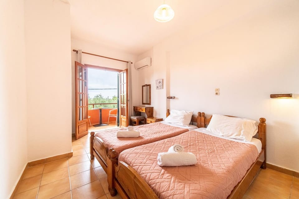 Property building, Living room, Bedroom