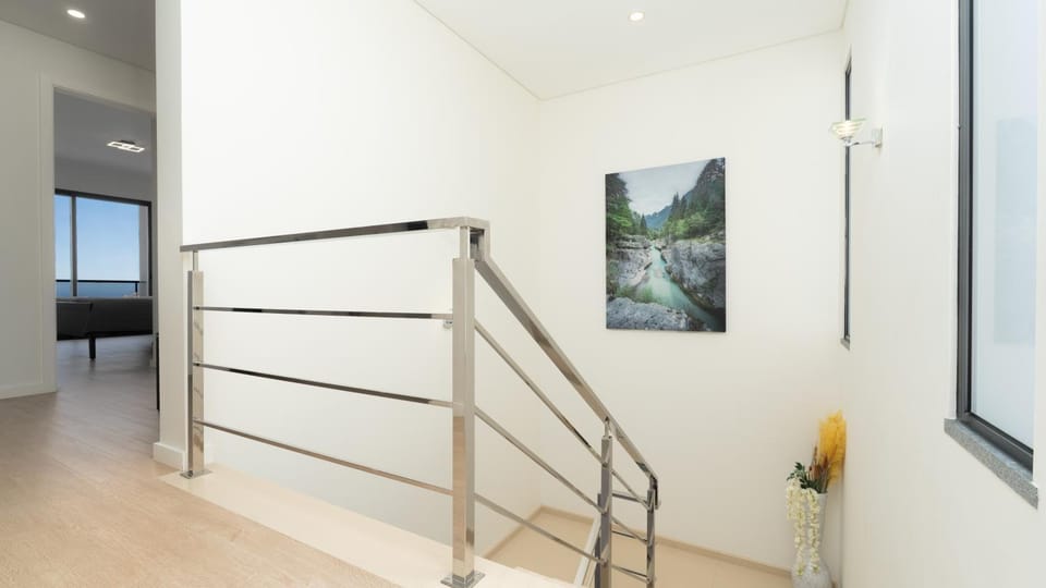 Evoque Villa by LovelyStay Villa in Madeira District