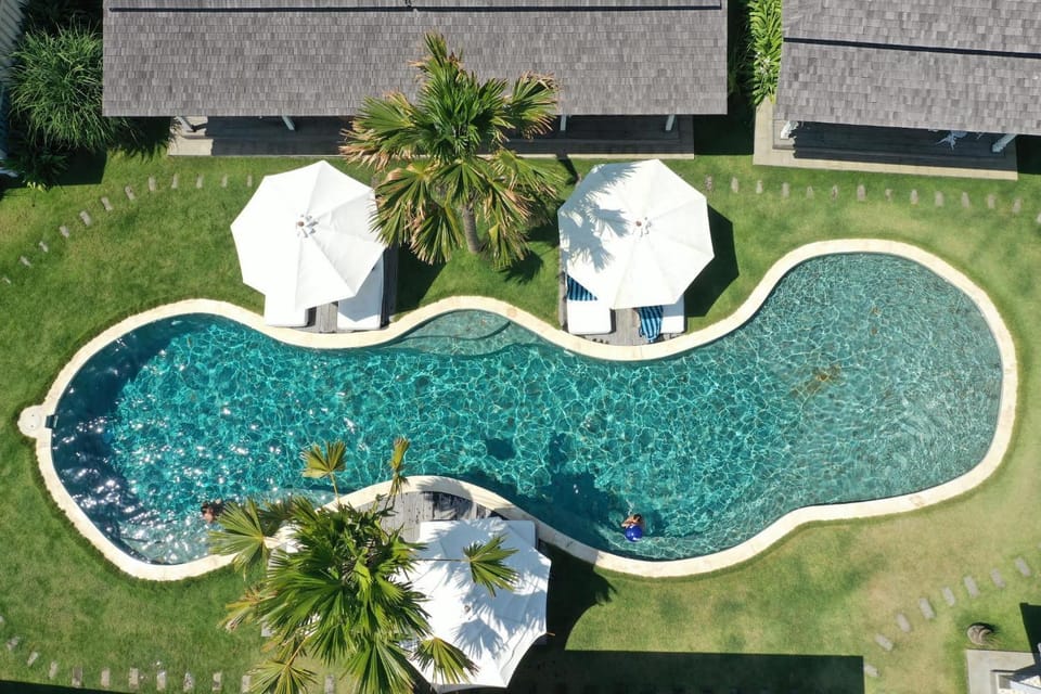 Bird's eye view, Garden view, Pool view, Swimming pool