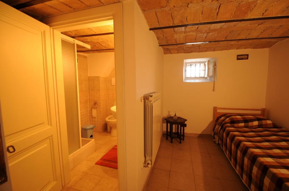 Bathroom, Bedroom