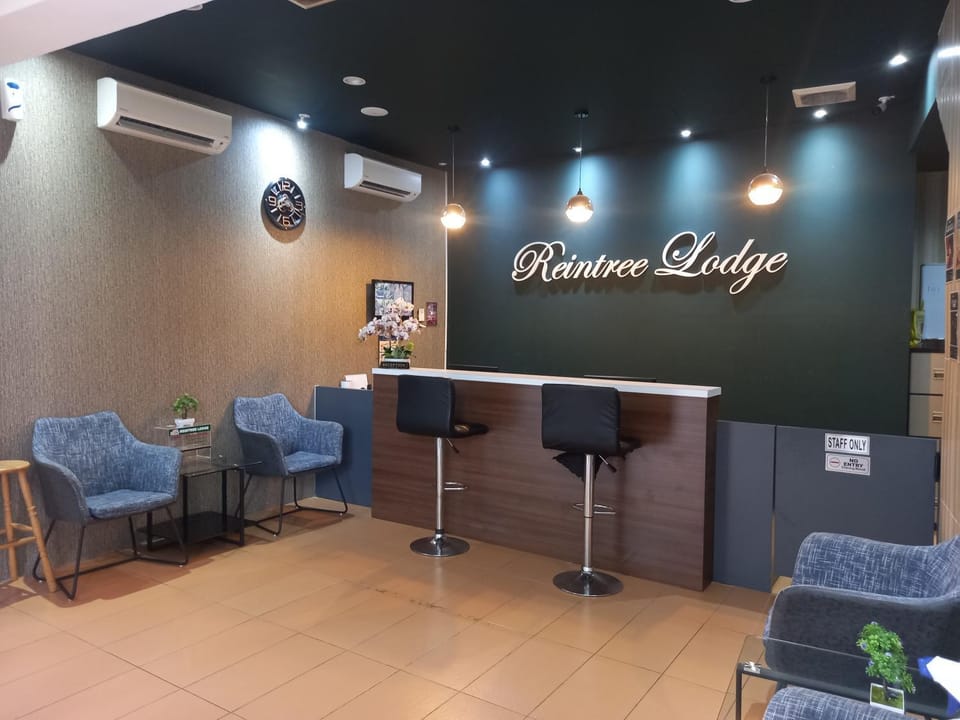 Property building, Seating area, Logo/Certificate/Sign