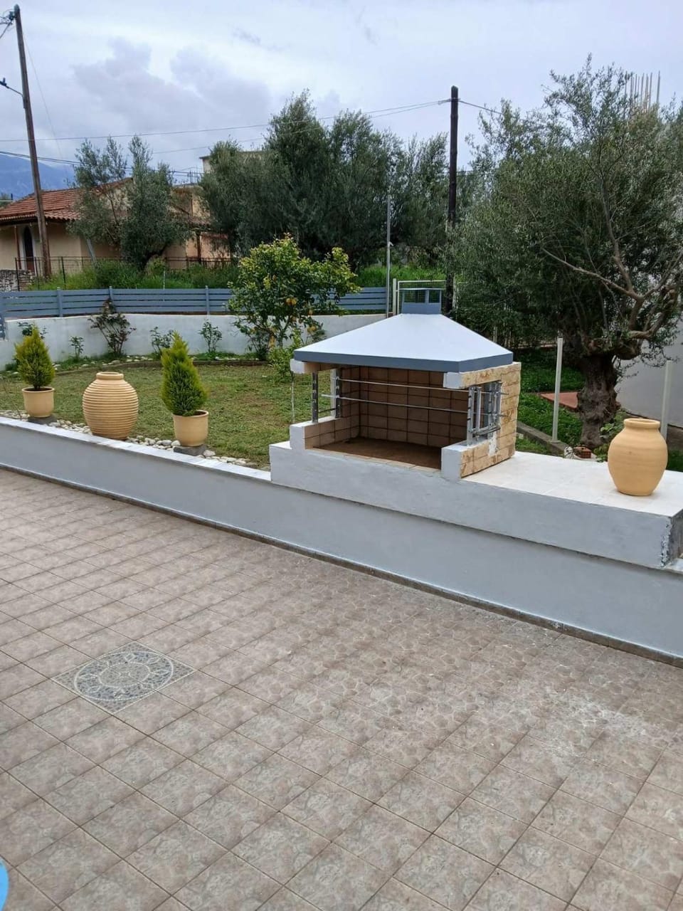 Property building, Patio, Day, BBQ facilities, Garden, View (from property/room), Balcony/Terrace, Garden view