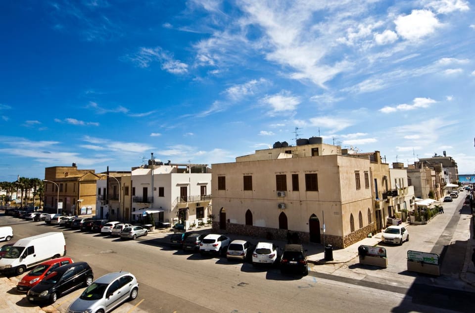 City view, Street view
