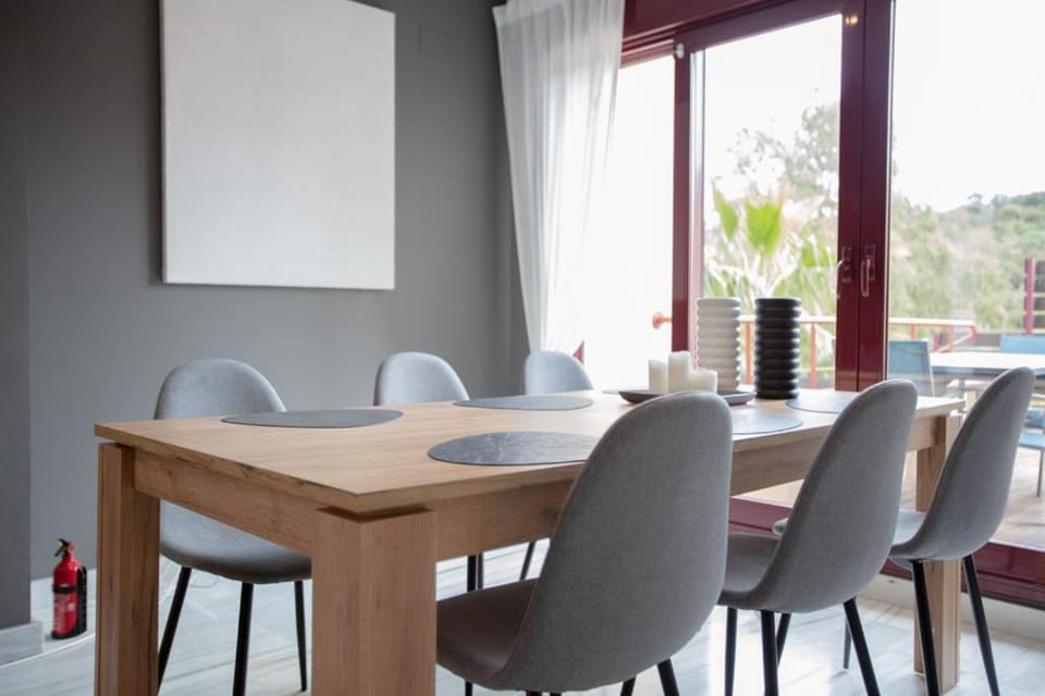 Private pool luxurious villa with mountain views Villa in Costa del Sol
