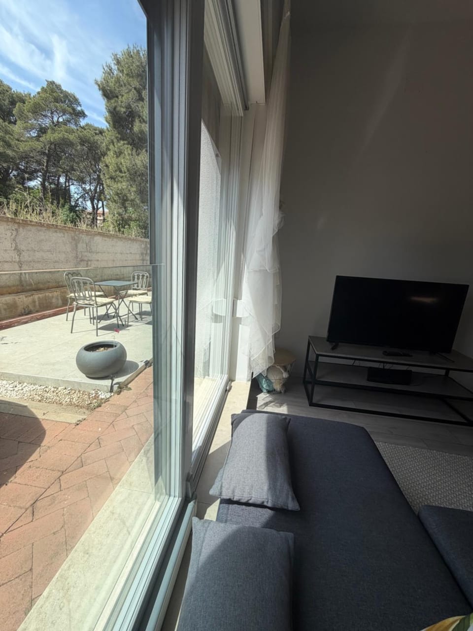 Patio, TV and multimedia, View (from property/room), Balcony/Terrace, Living room, Seating area