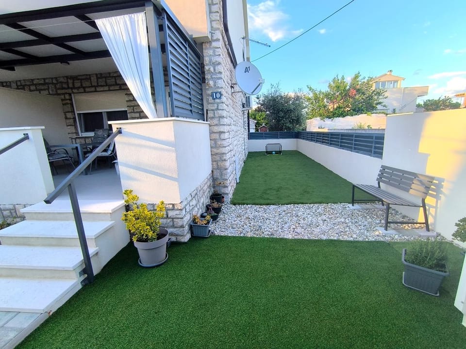 Children play ground, Garden view
