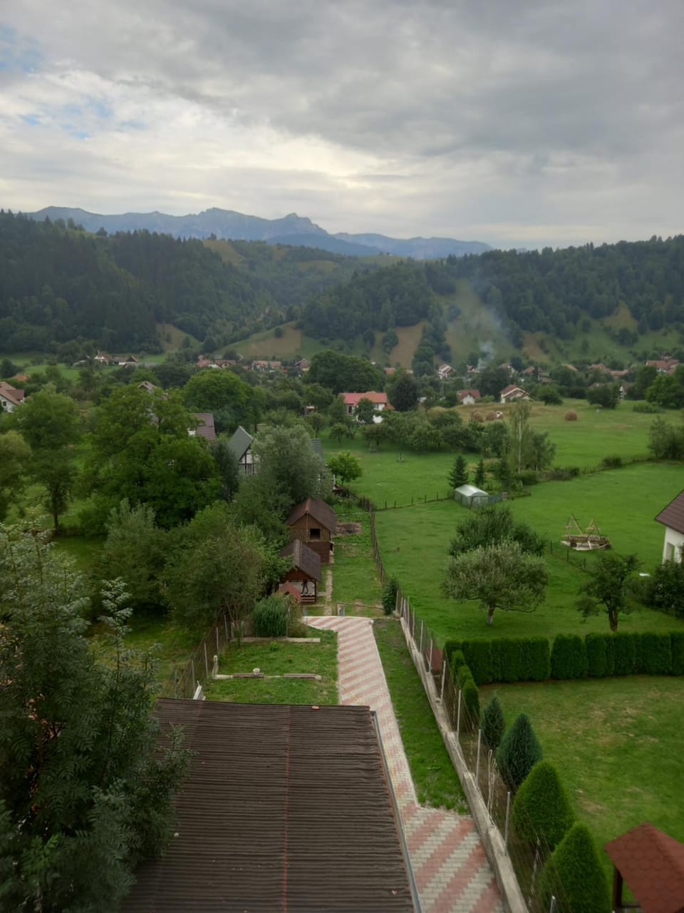 Nearby landmark, Day, Natural landscape, Bird's eye view, Mountain view