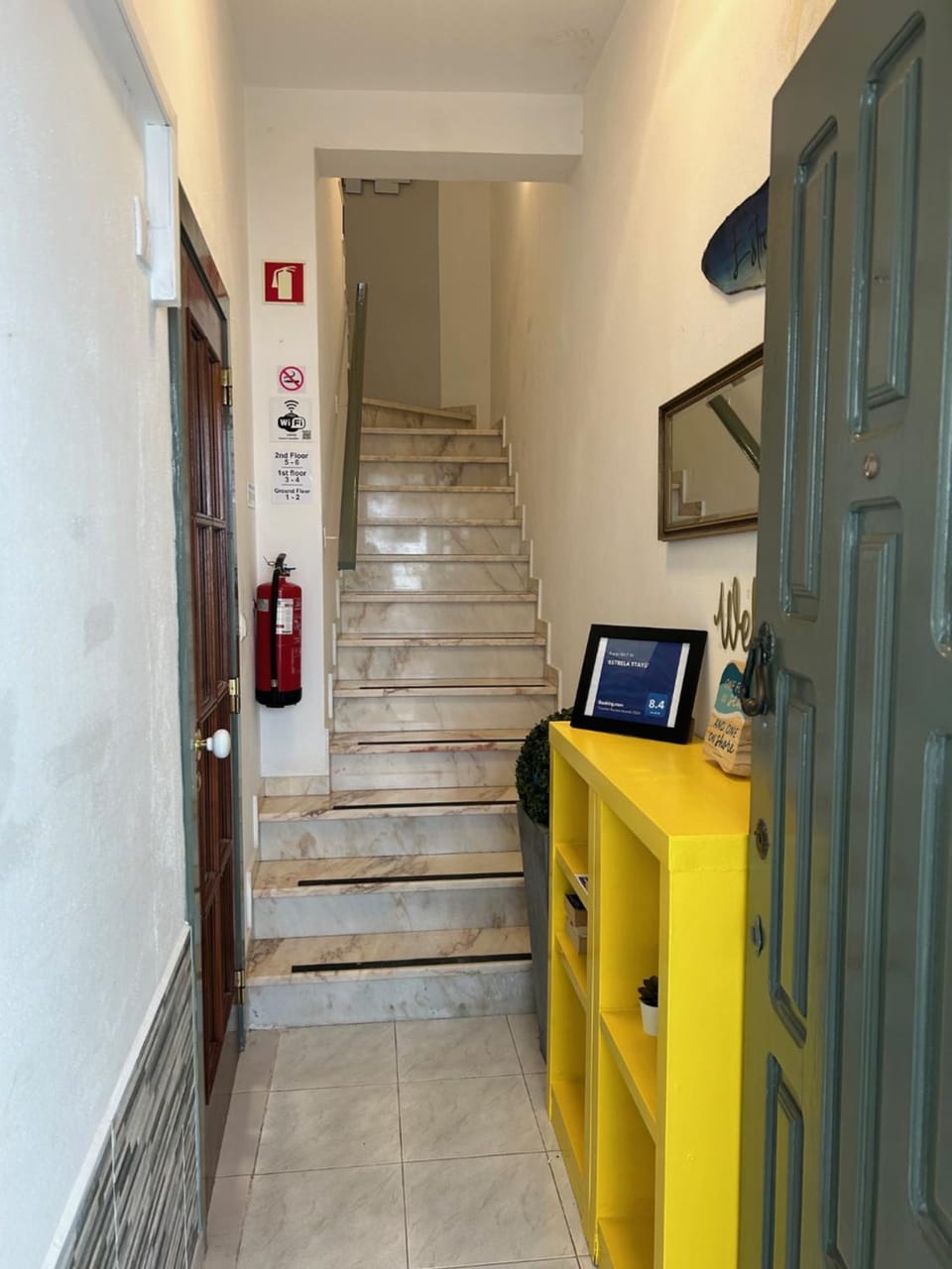 Property building, Facade/entrance