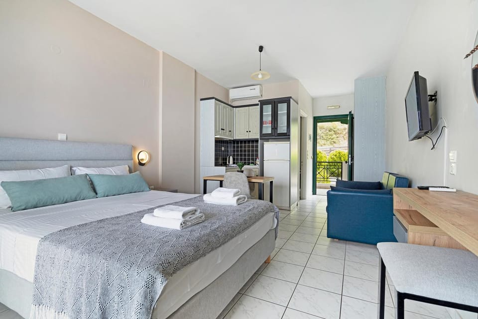 Property building, Living room, Bedroom