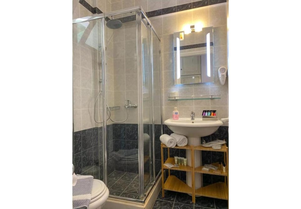Bathroom, Living room