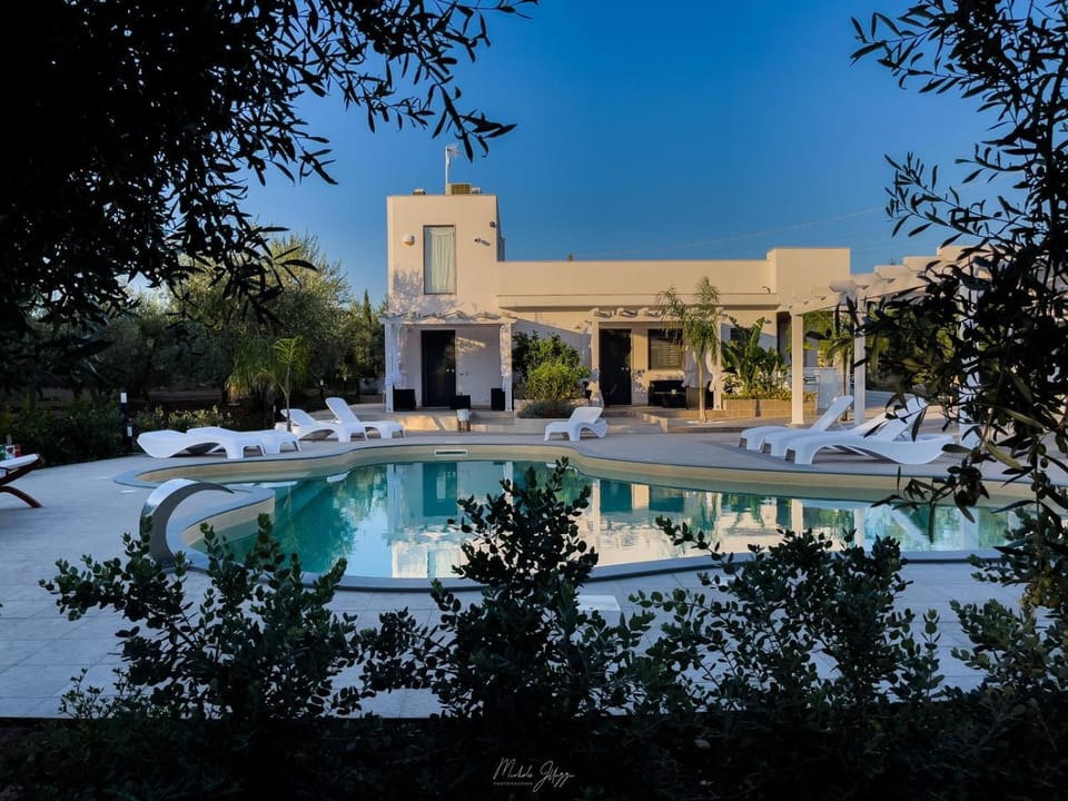 Patio, Pool view, Swimming pool