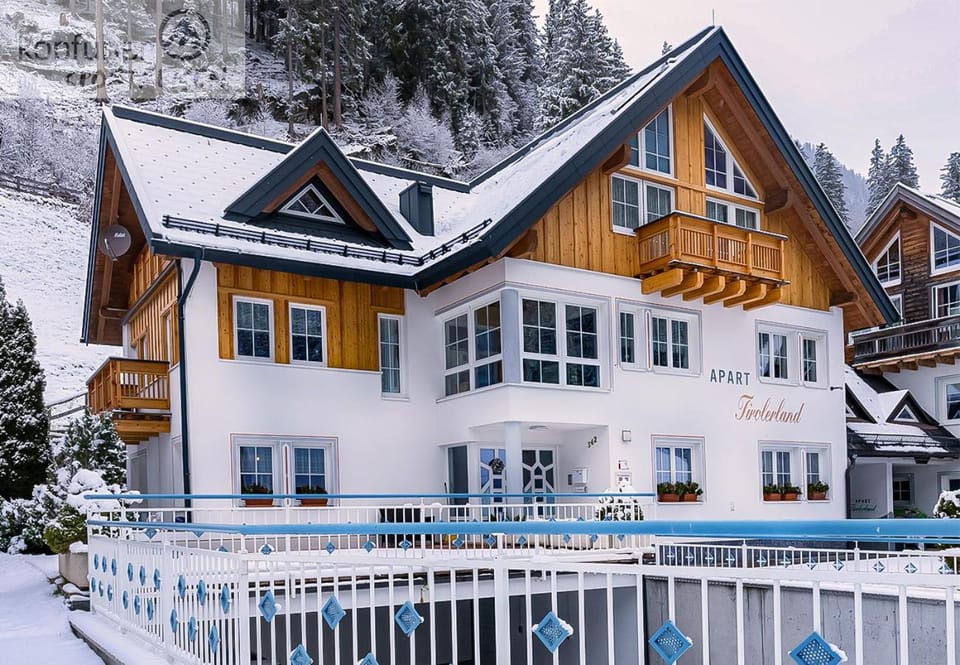 Property building, Day, Natural landscape, Winter, Mountain view