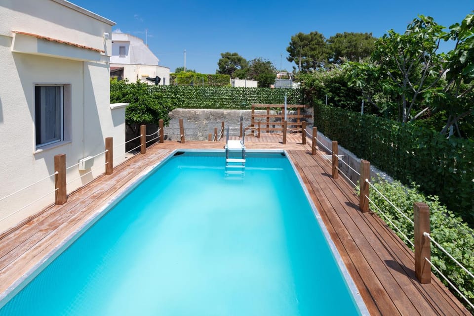 Property building, Swimming pool