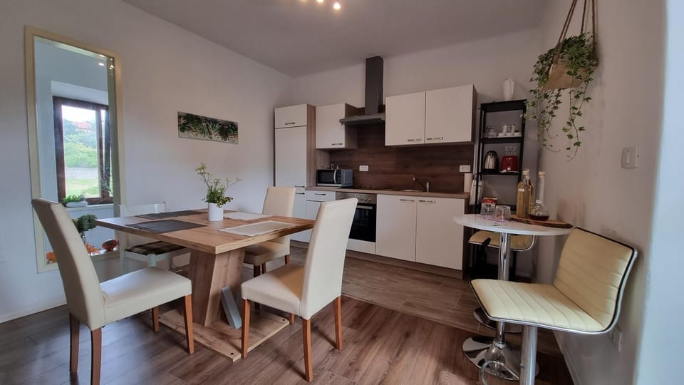 Kitchen or kitchenette, oven, stove, toaster