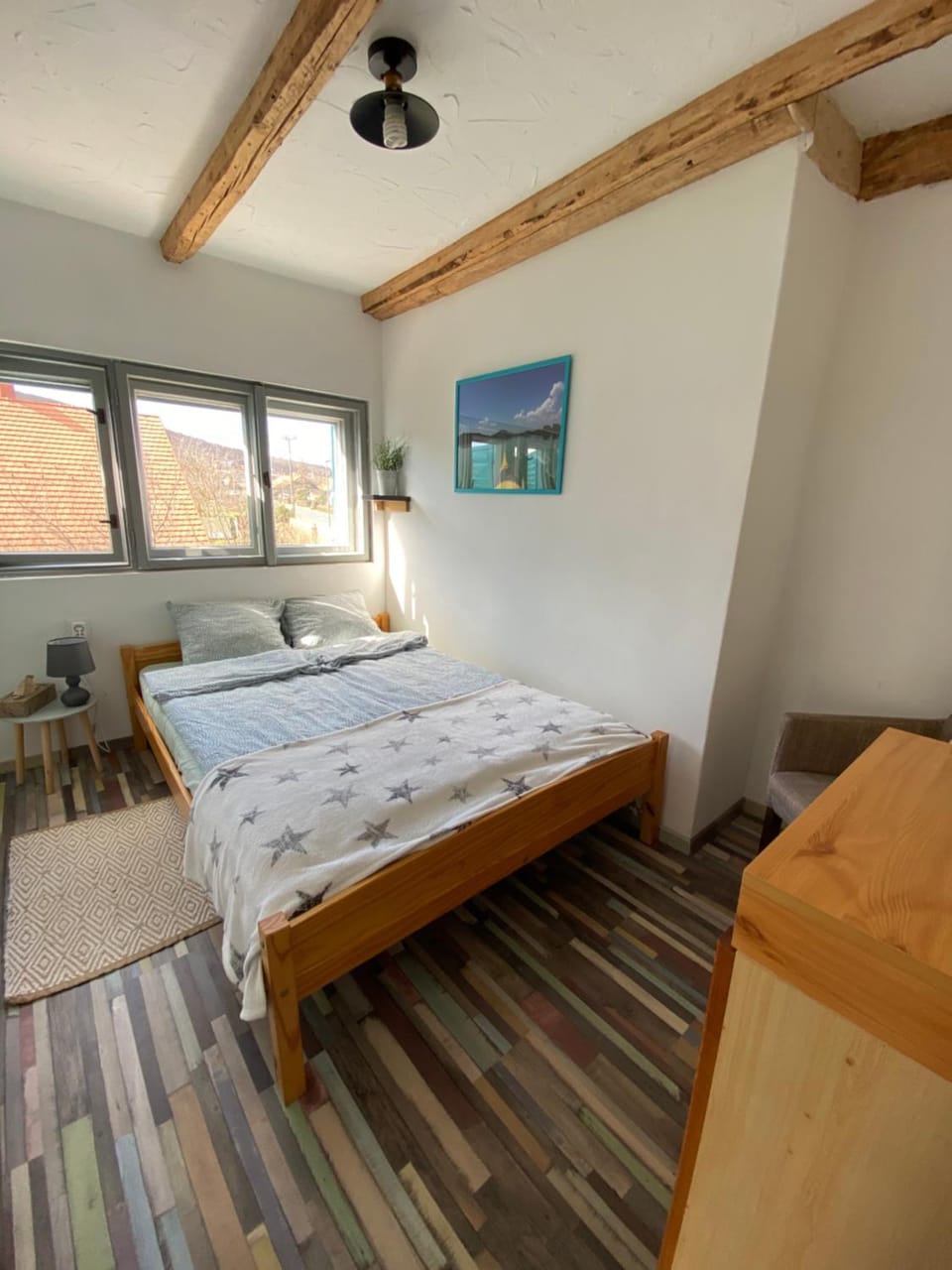 Bed, Photo of the whole room, Bedroom