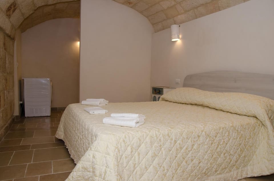 CASA santa Caterina via santa Caterina 38 House in Apulia
