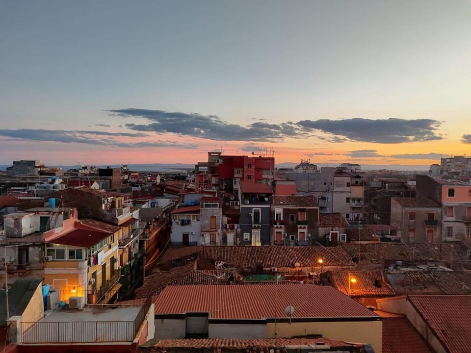 Property building, Day, Bird's eye view, City view, Sunrise, Sunset