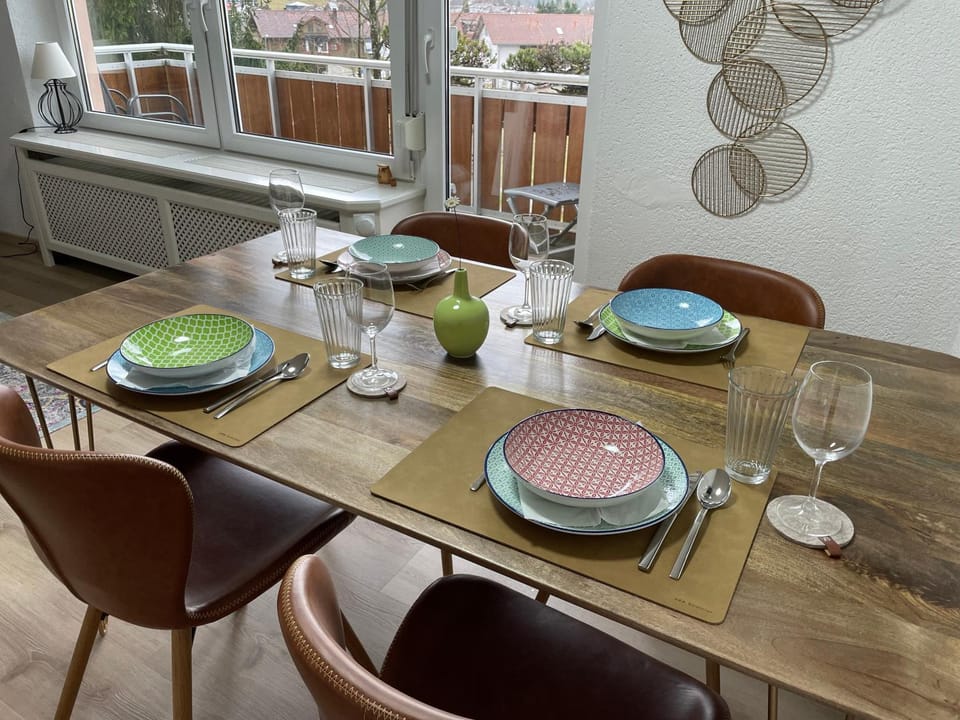 Living room, Dining area
