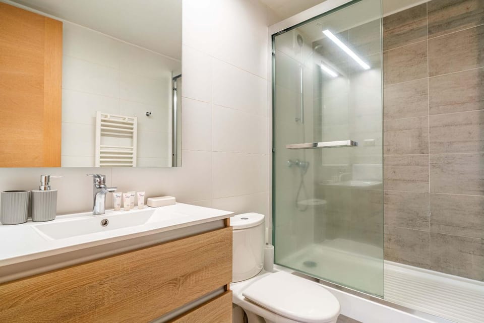 HOM I 1D1B, Calefaccion Central, Piscina temperada, WiFi, Estacionamiento Apartment in Puerto Varas