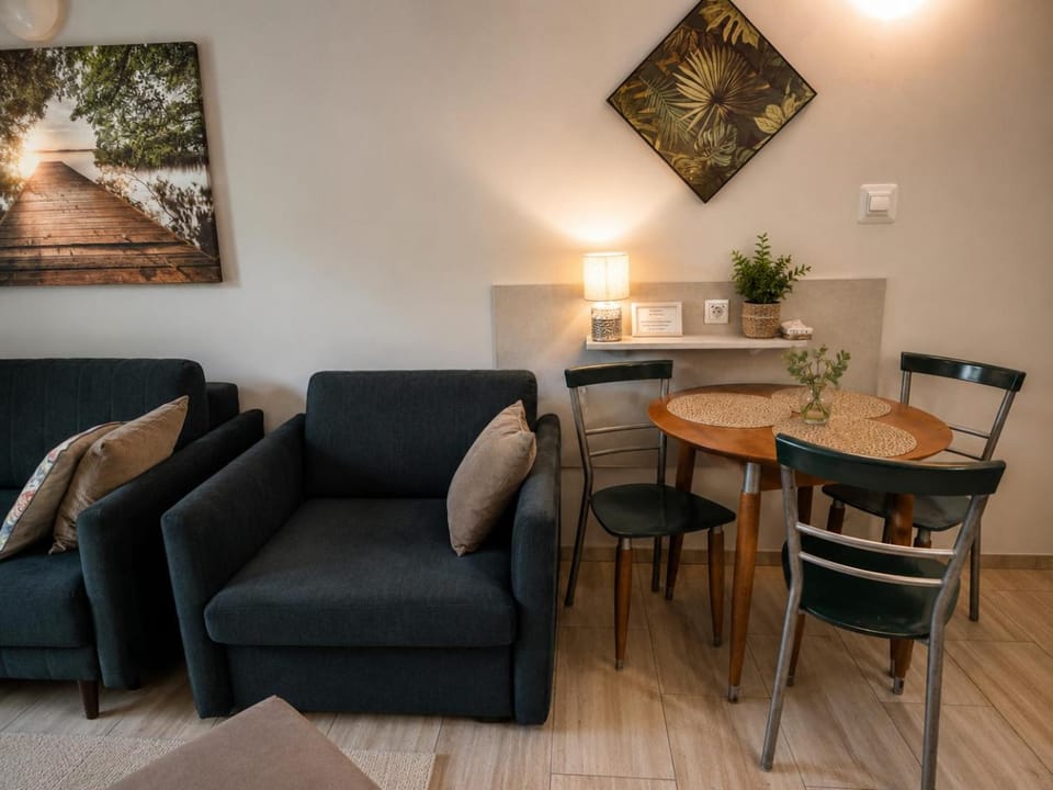 Apartament Lis w Kurniku Apartment in Lower Silesian Voivodeship