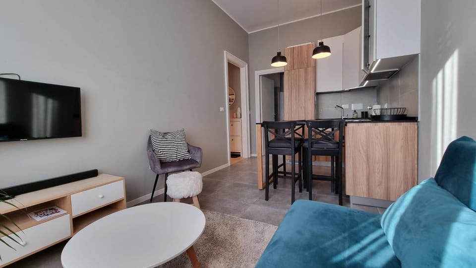 TV and multimedia, Kitchen or kitchenette, Dining area