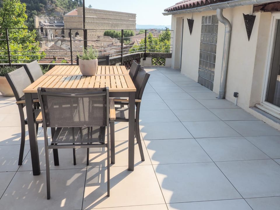 Balcony/Terrace, Balcony/Terrace