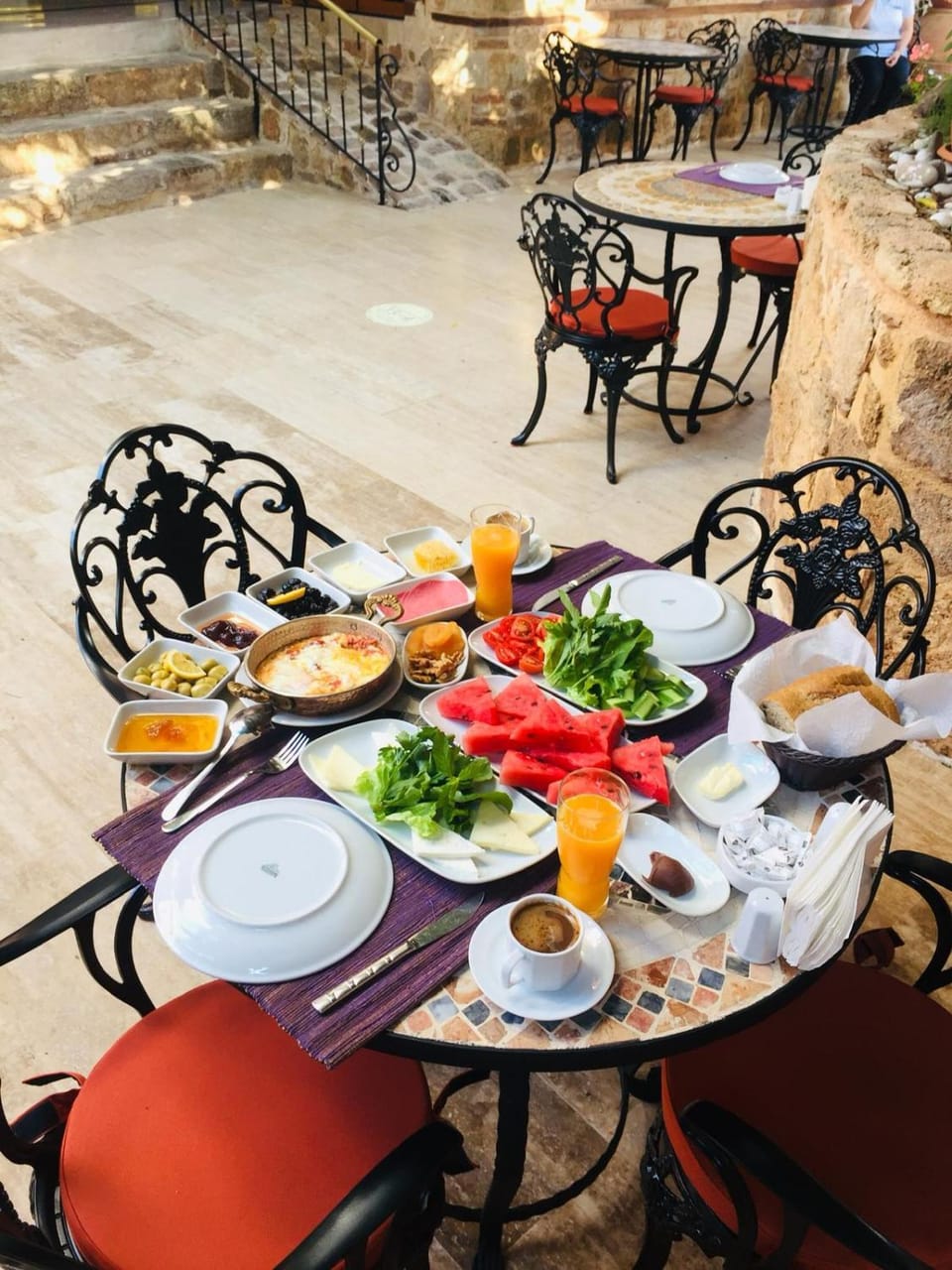 Pool view, Breakfast