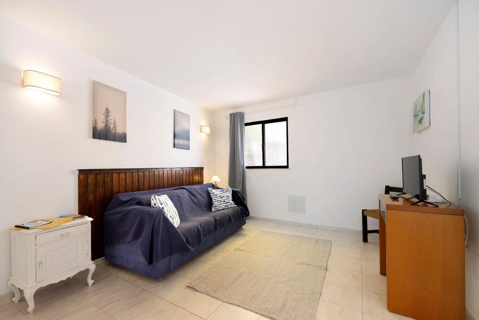 Living room, Bedroom