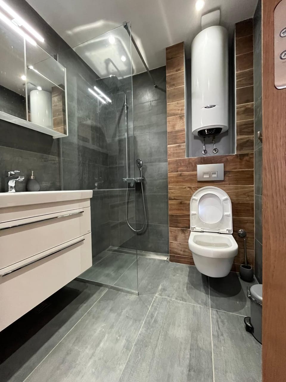 MONGOOSE Apartment in Kotor Municipality