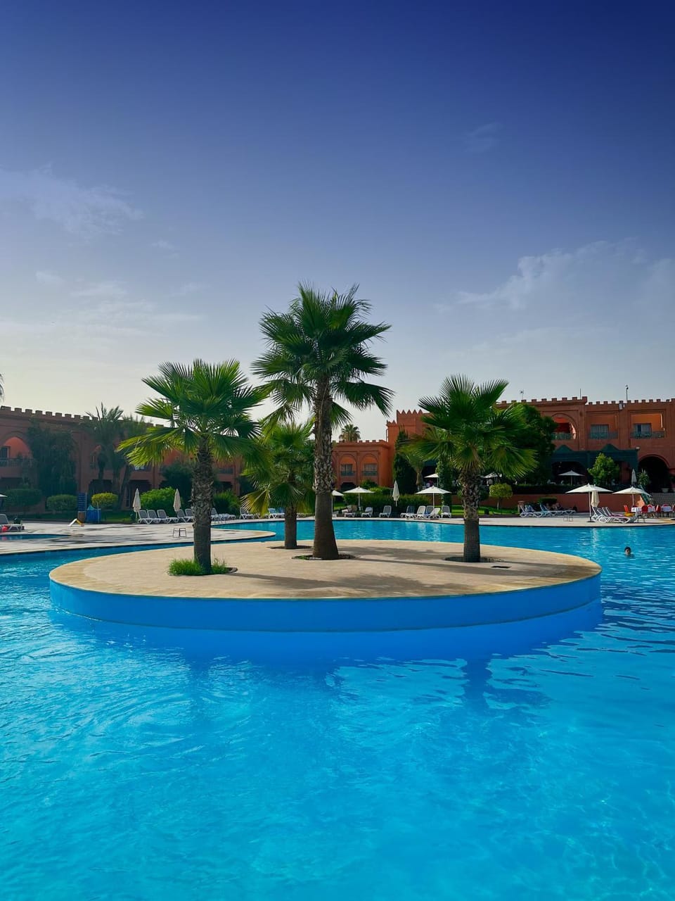 Swimming pool