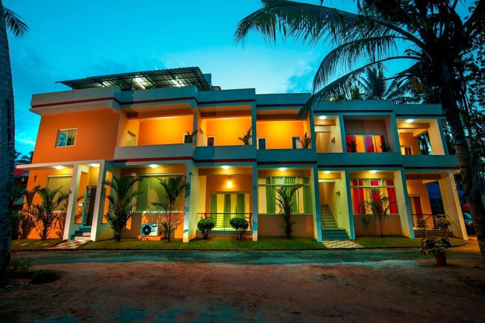 Property building, Facade/entrance
