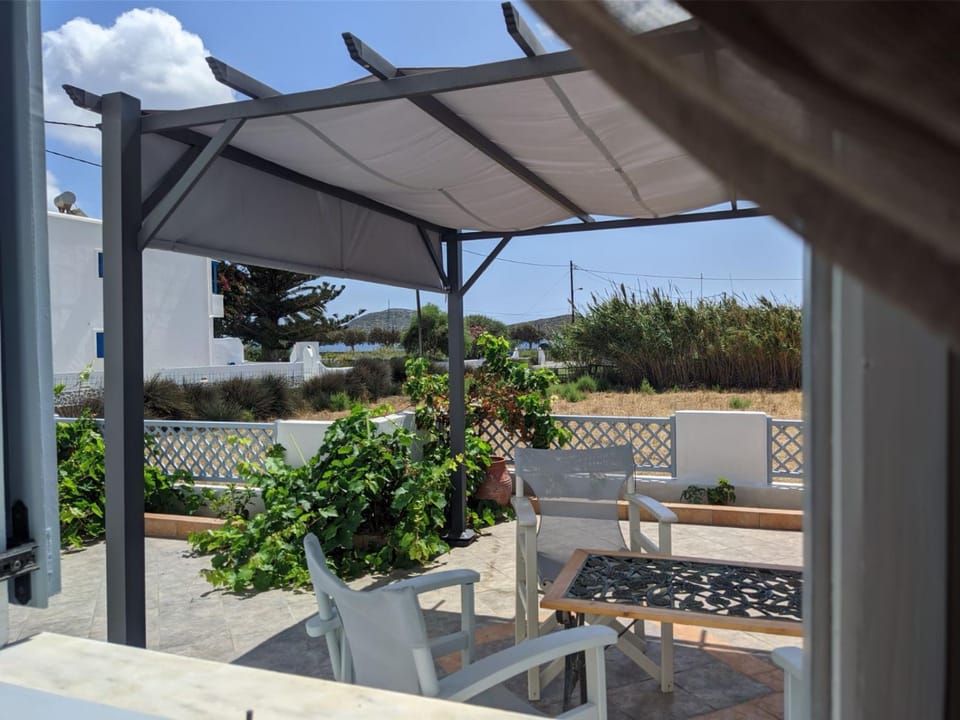 Day, Balcony/Terrace, Dining area, Garden view