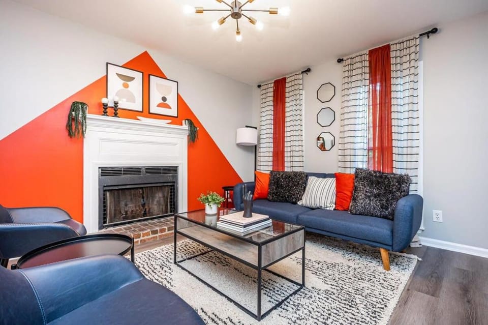 NEW ENTIRE PLACE COZY QUIET 2b2b TOWNHOUSE SP1277 House in Georgia