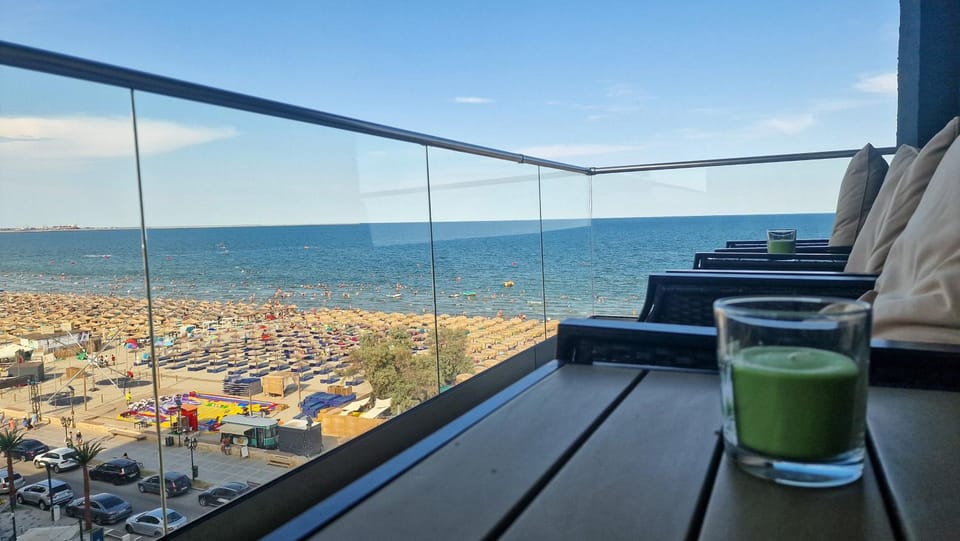 Natural landscape, View (from property/room), Balcony/Terrace, Beach, Sea view