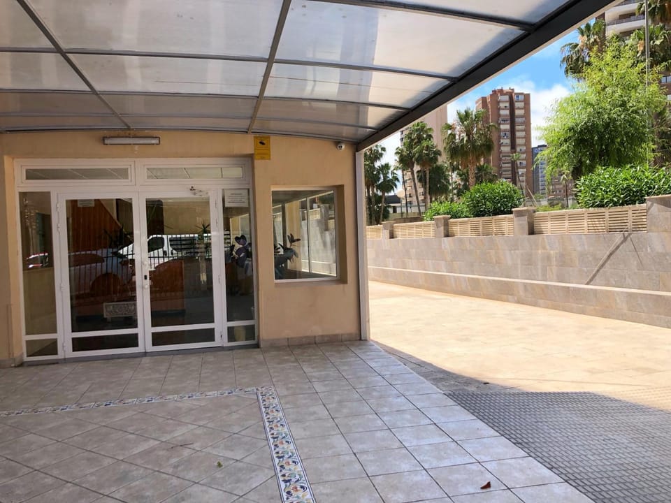 Property building, Facade/entrance