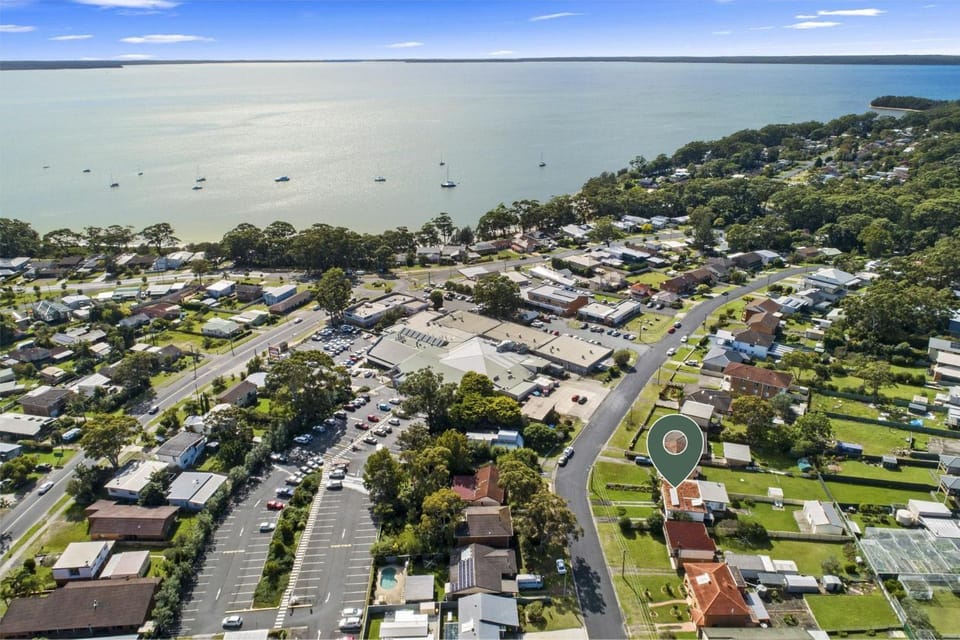 Salt Life - Belle Escapes Jervis Bay House in Vincentia