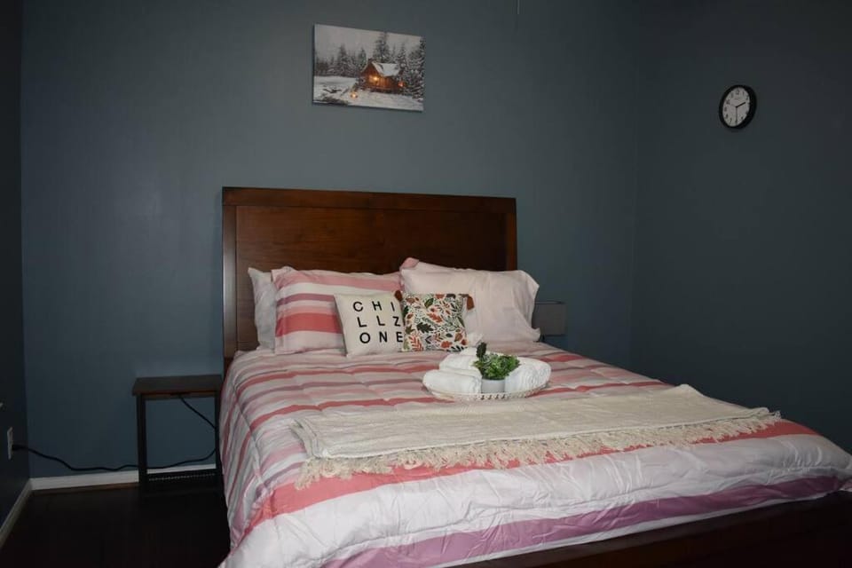 Spacious Conroe Home around 4 miles to the Lake House in Lake Conroe