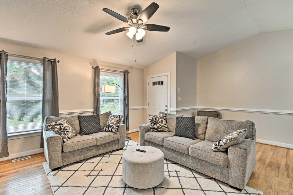 1 Mi to Cape Fear River: Pet-Friendly Retreat House in North Carolina