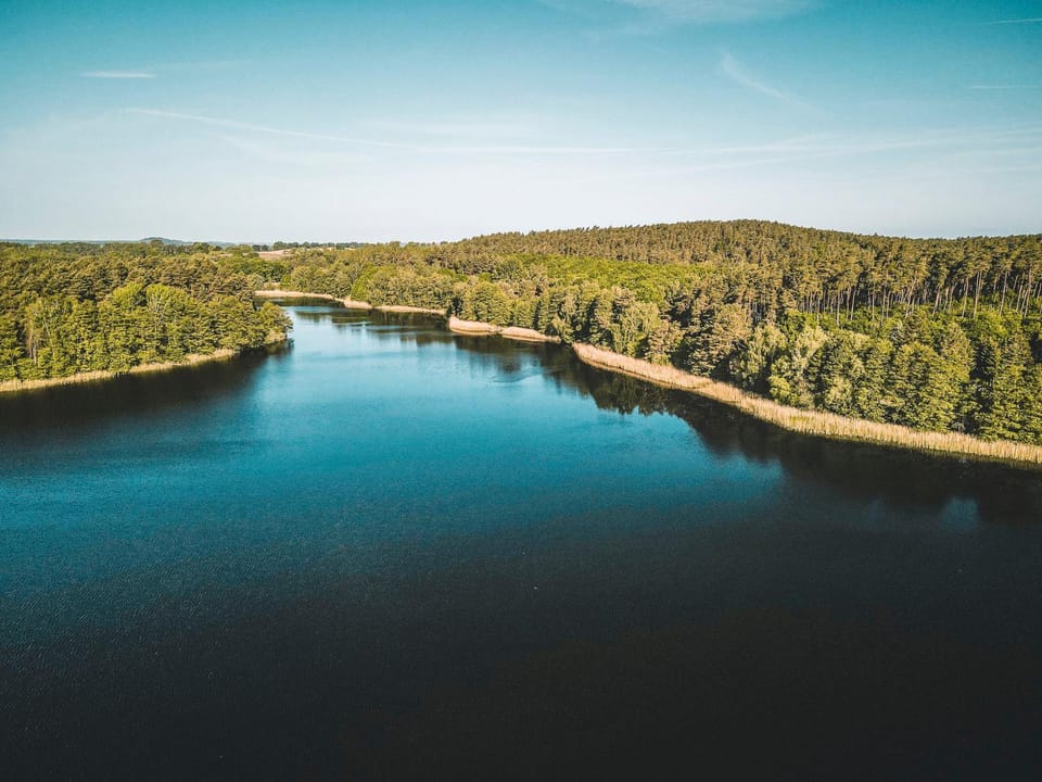 Staff, Natural landscape, Bird's eye view, Lake view, Area and facilities