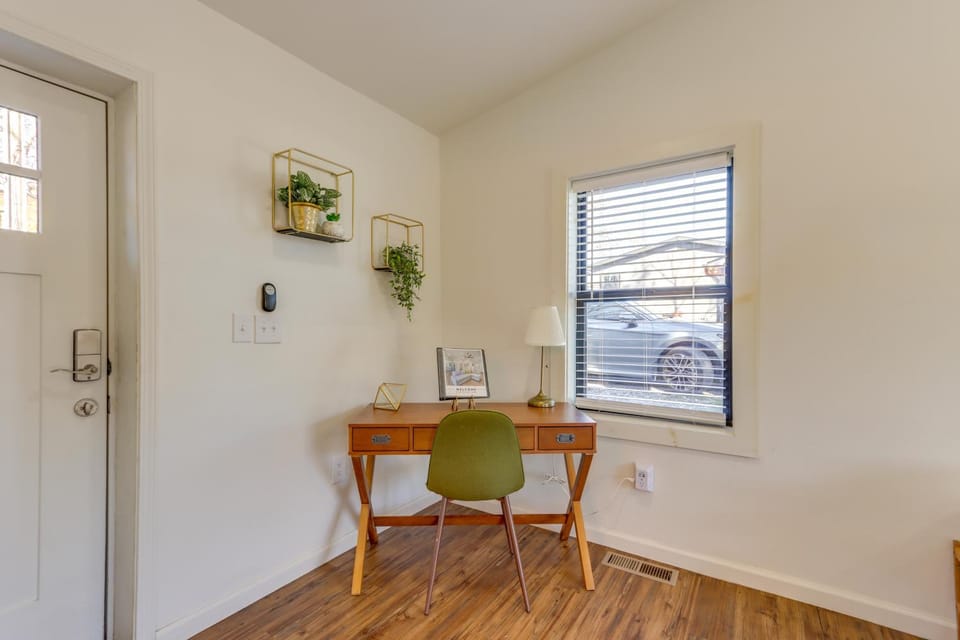 Deck and Boat Dock Lakefront Cabin in Eucha! Cabin in Lake O The Cherokees