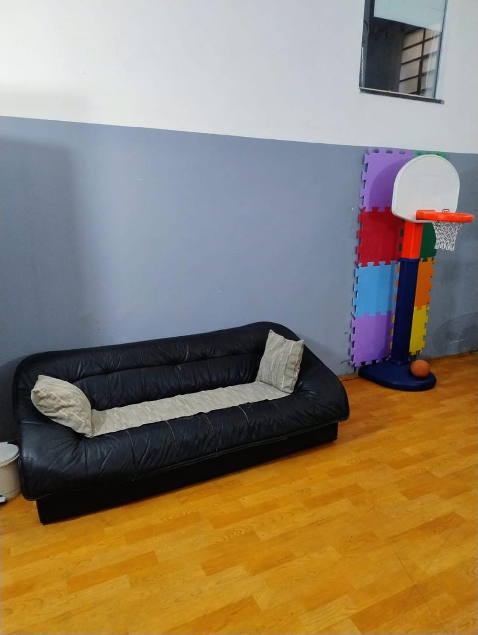 Bedroom, furniture