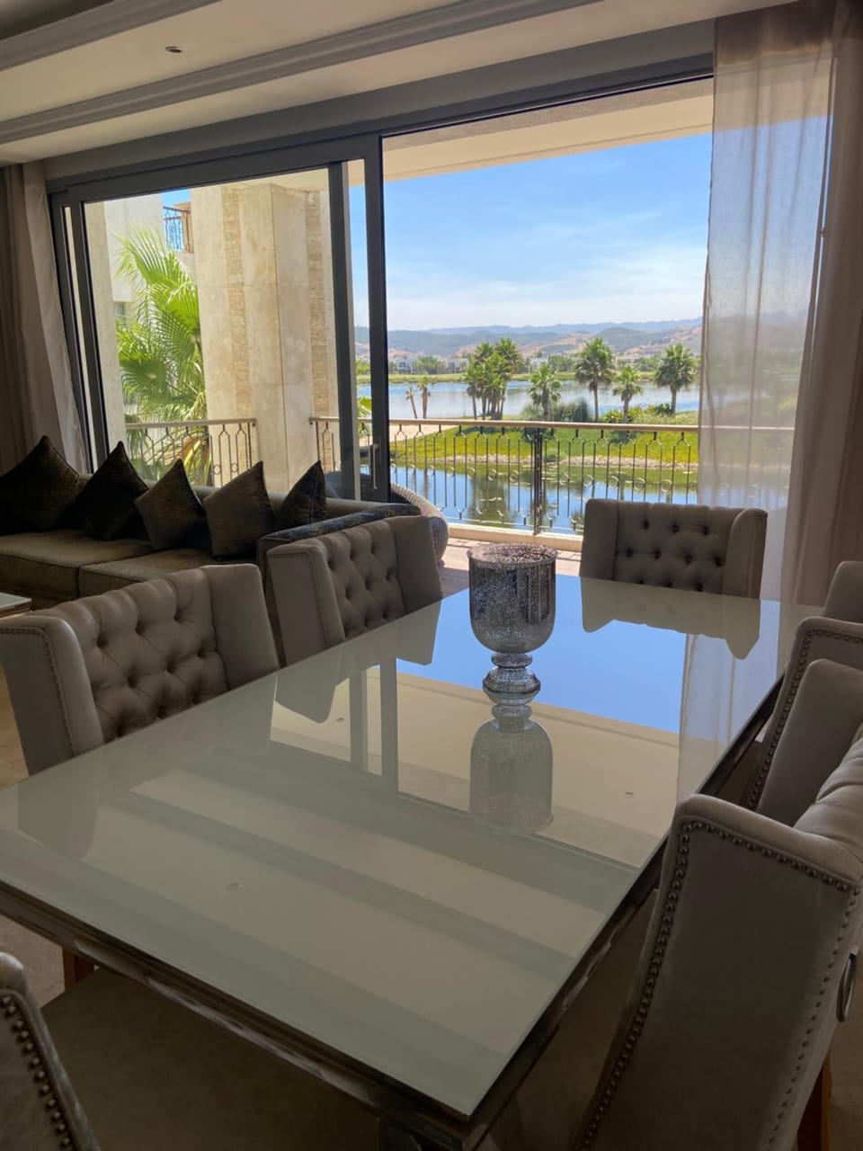Seating area