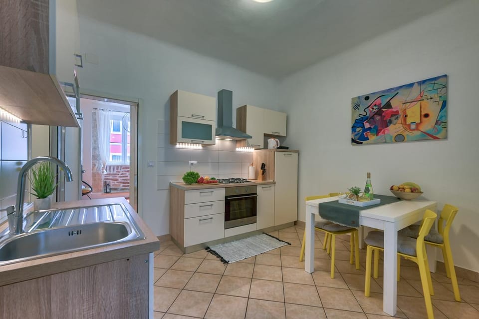 Arena city apartment- free parking Apartment in Pula