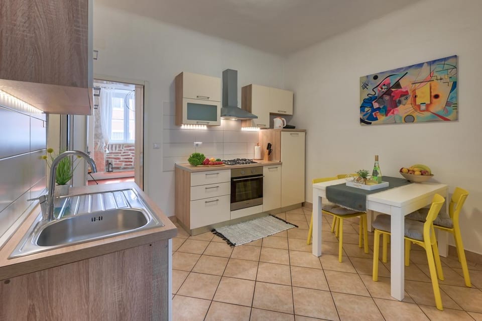 Arena city apartment- free parking Apartment in Pula