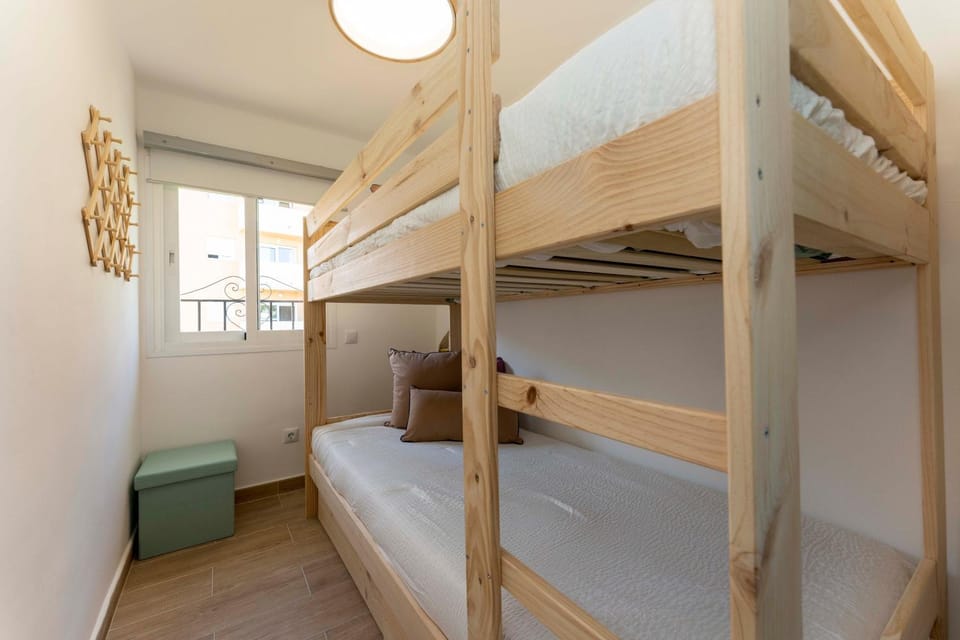 bunk bed