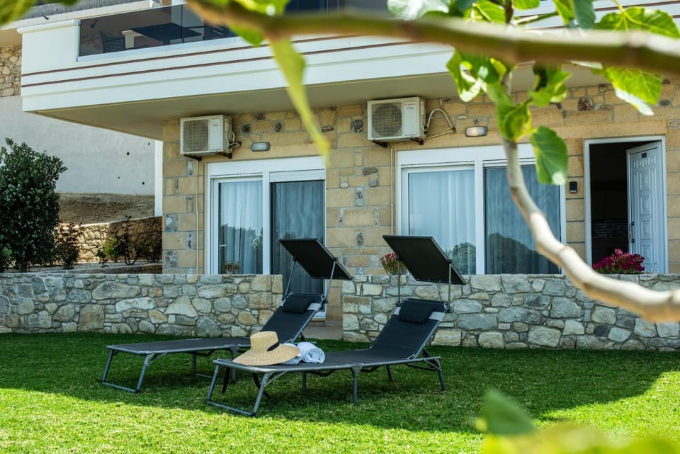 Property building, Garden